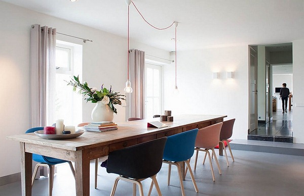 Style-minimaliste-combinée-avec-des-éléments-de-ferme-pour-créer-une-salle-à-manger-fraîche